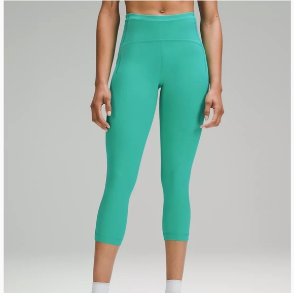Lululemon Swift Speed HR Crop - Picture 1 of 4